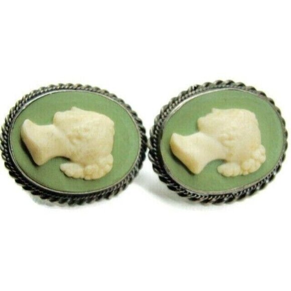 Green & White Cameo Vintage Sterling Silver Screw Back Earrings Patina - Picture 8 of 9